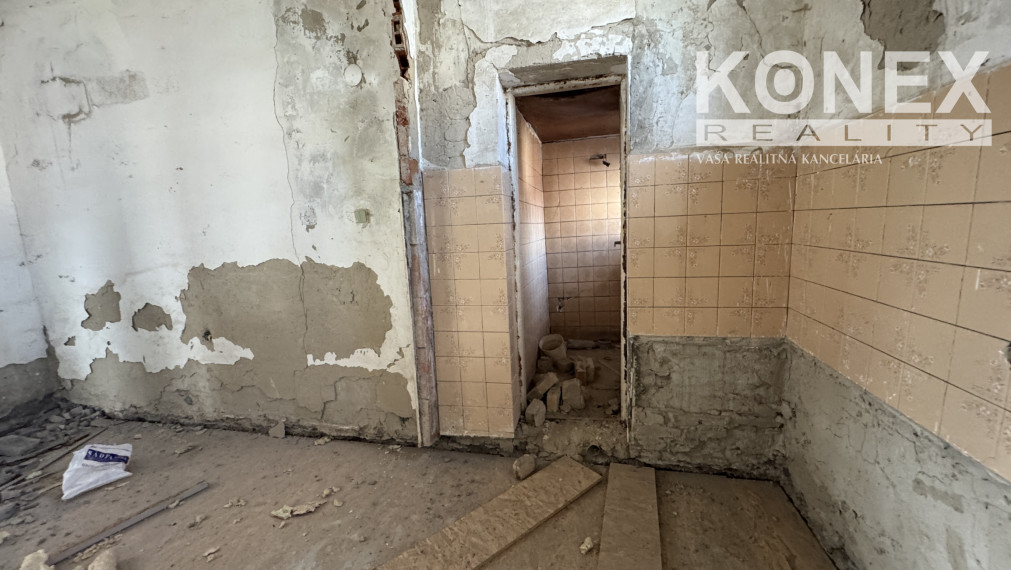 ID-3838 NA PREDAJ - Rodinný dom v obci LAŠKOVCE