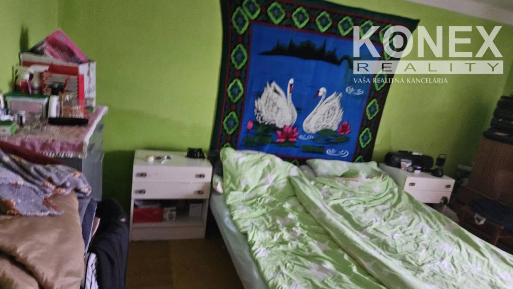 ID-3887 NA PREDAJ – Rodinný dom LADMOVCE