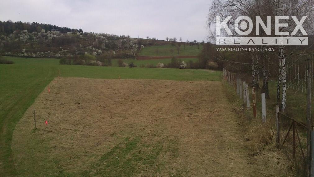 ID-3898 NA PREDAJ Pozemky v obci HABURA