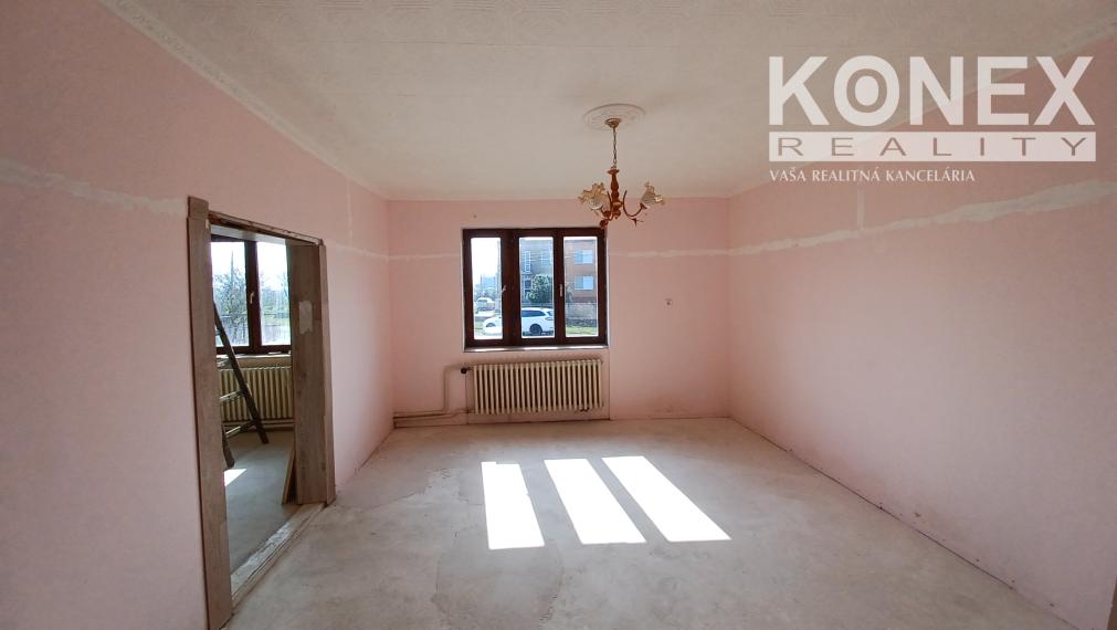 ID-3912 Pekný rodinný dom v obci Somotor – Véč – NA PREDAJ