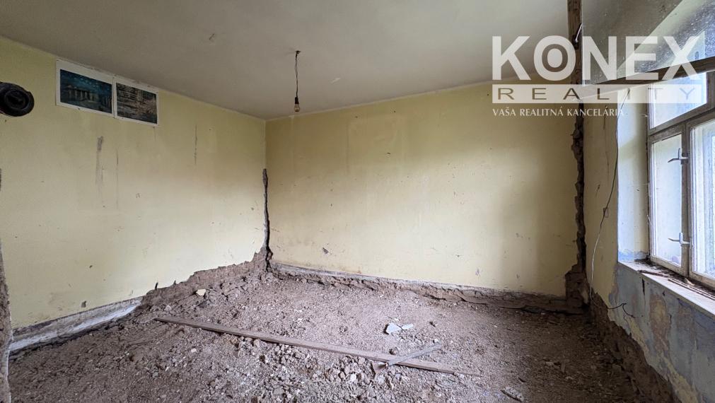 ID-3859 Rodinný dom na bývanie či rekreáciu TIBAVA