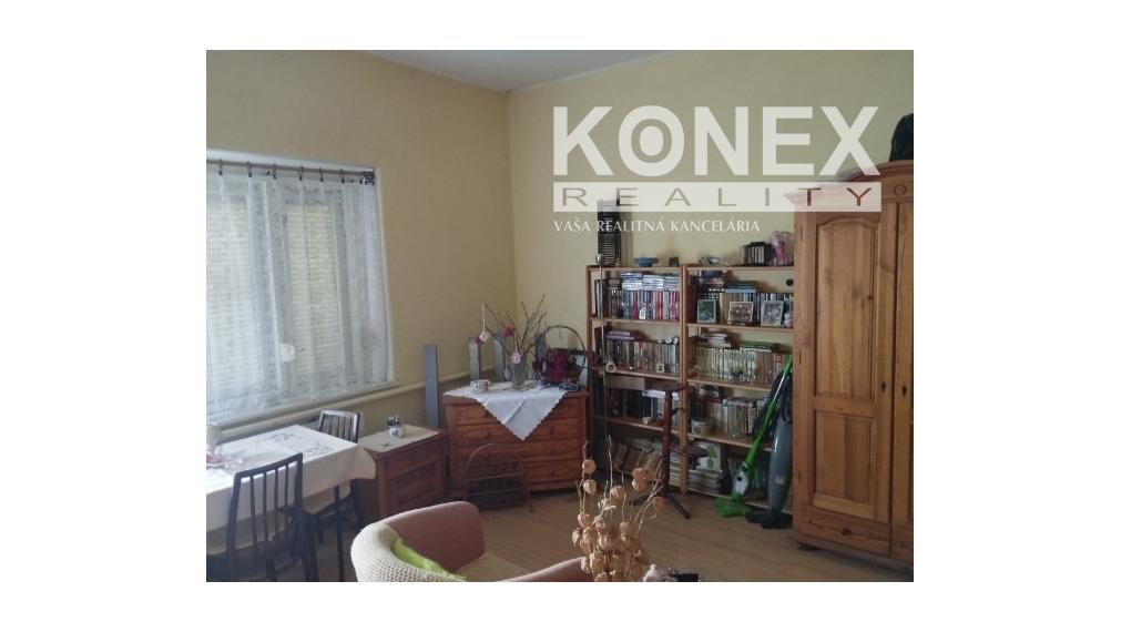 ID-3920 Rodinný dom s priestranným pozemkom POĽANY