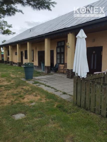 ID-3920 Rodinný dom s priestranným pozemkom POĽANY