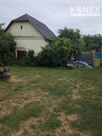 ID-3920 Rodinný dom s priestranným pozemkom POĽANY