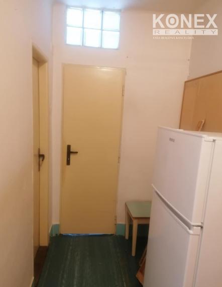 ID-3923 NA PREDAJ 2-izbový byt VRANOV NAD TOPĽOU