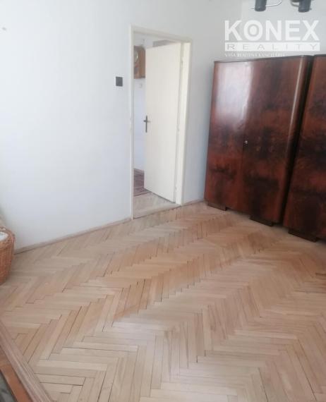 ID-3923 NA PREDAJ 2-izbový byt VRANOV NAD TOPĽOU
