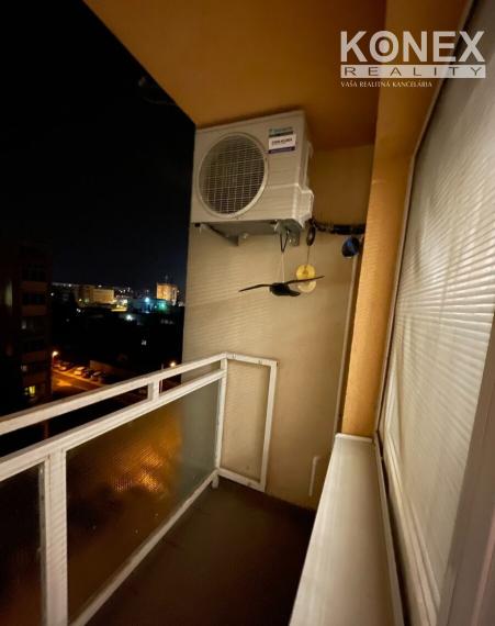 ID-3943 NA PREDAJ – Plne zariadený a rekonštruovaný 3-izbový byt TREBIŠOV