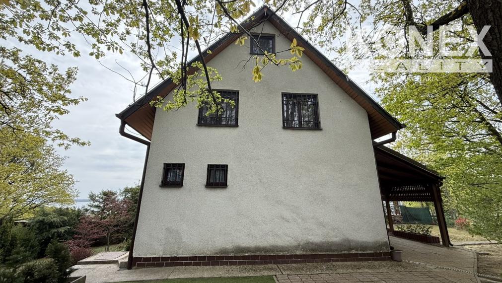 ID-3963 TROJPODLAŽNÁ MUROVANÁ CHATA NA ŠÍRAVE