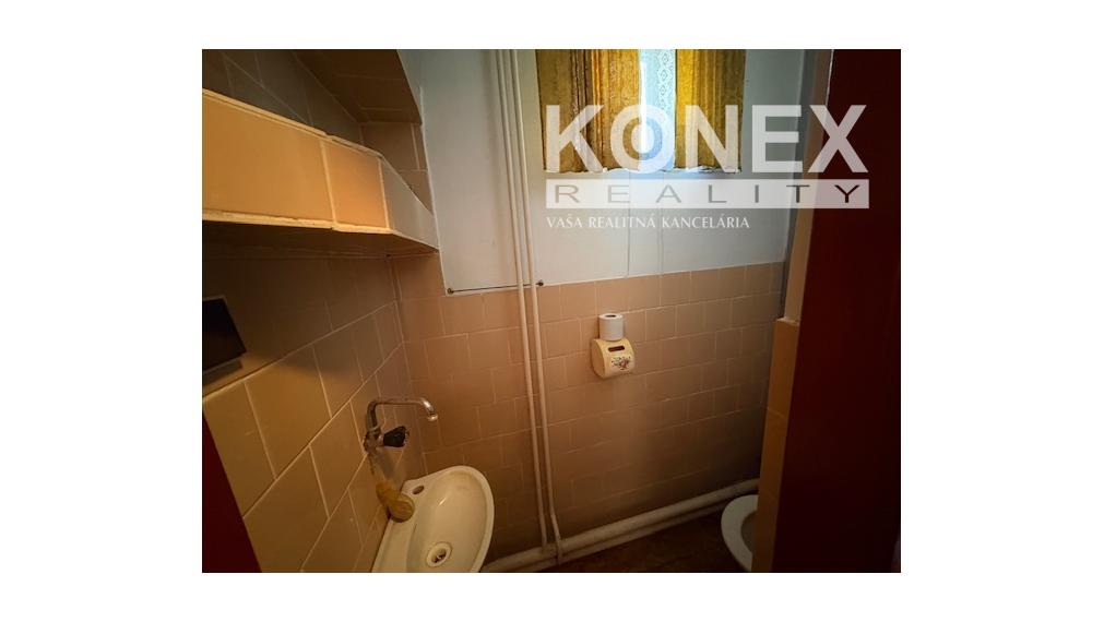 ID-3968 LEN U NÁS Poschodový RD + gazdovský dom v obci Remetské Hámre