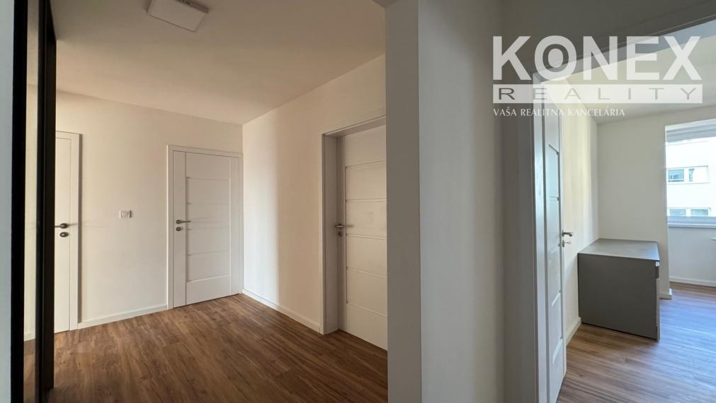 ID-3976 Moderný a kompletne dokončený 4-izbový byt v Rezidencii Slnečnica Trebišov