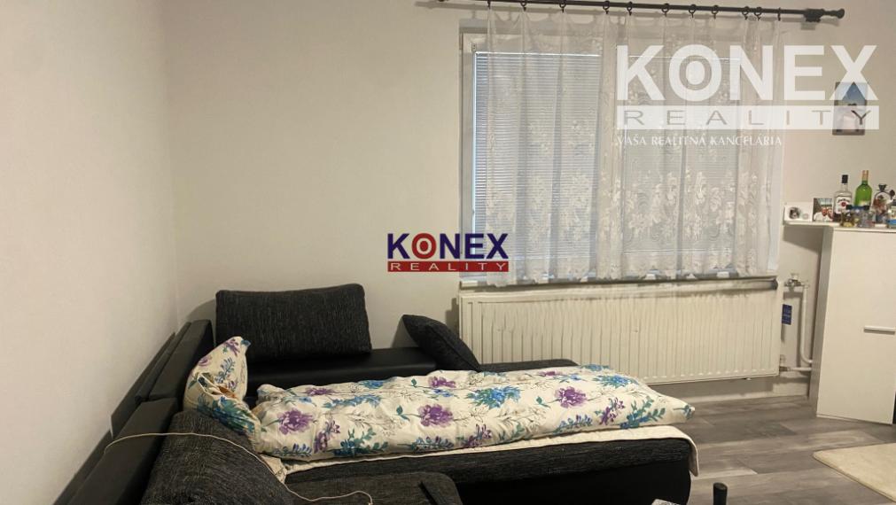 ID-4033 NA PREDAJ Rodinný dom v obci KOŇUŠ