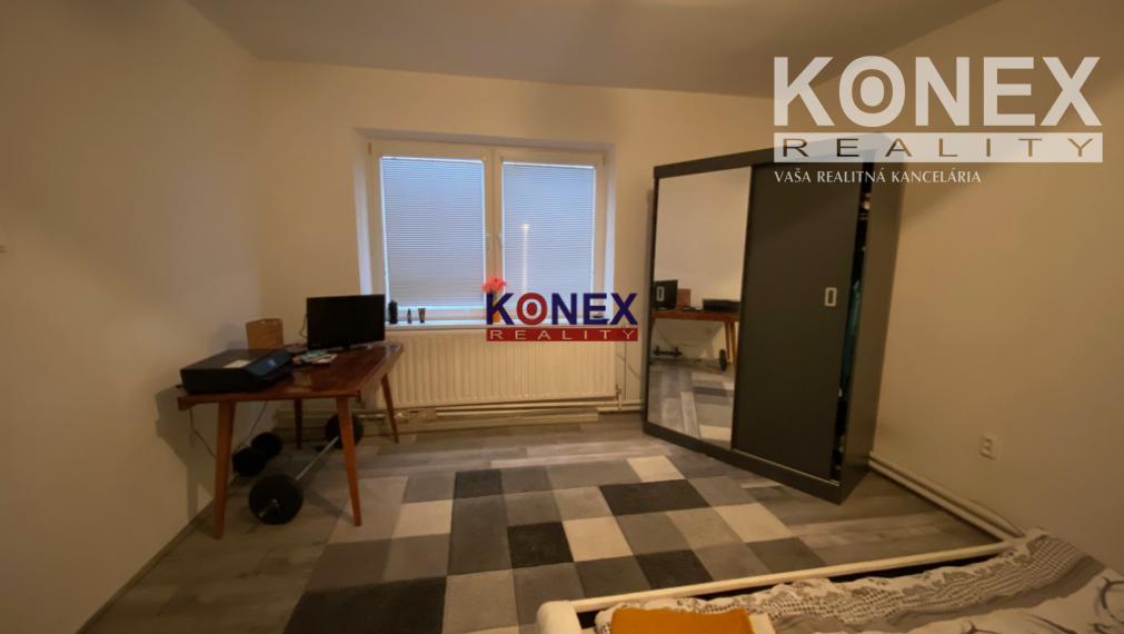 ID-4033 NA PREDAJ Rodinný dom v obci KOŇUŠ