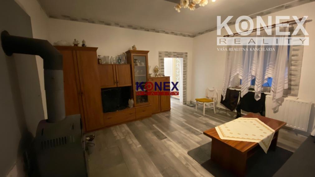 ID-4033 NA PREDAJ Rodinný dom v obci KOŇUŠ