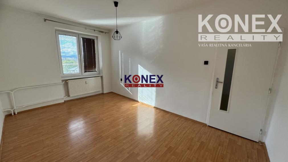 ID-4048 NA PREDAJ 2-izbový byt – Trebišov, Jána Husa