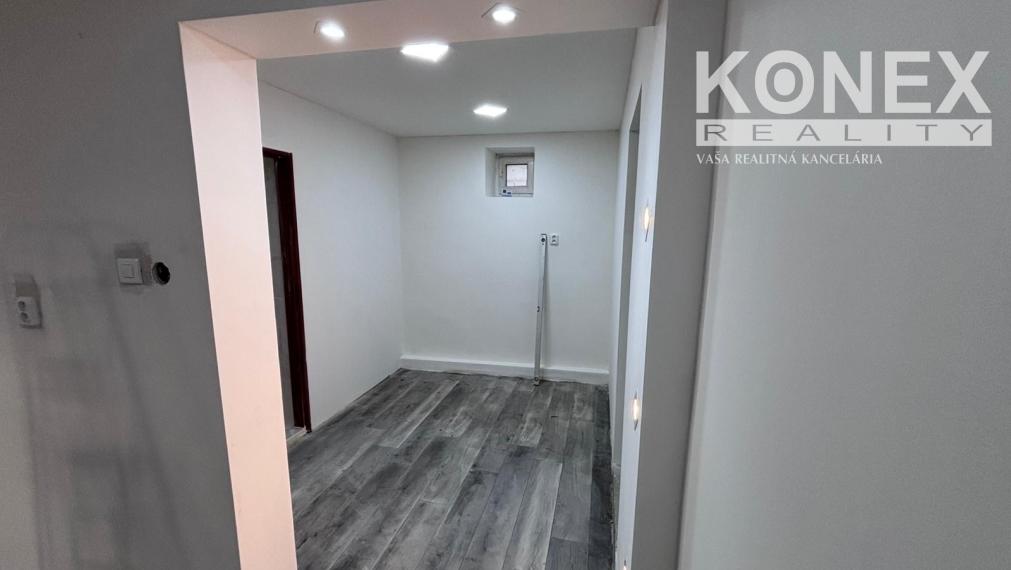 ID-4033 NA PREDAJ Rodinný dom v obci KOŇUŠ