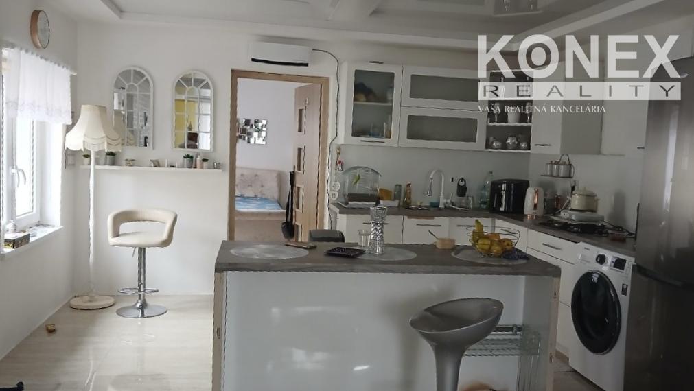 ID-4069 Rodinný dom po kompletnej rekonštrukcii v obci Hnojné
