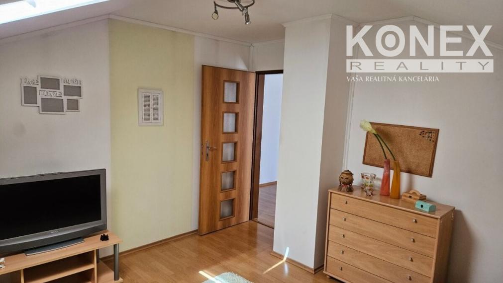 ID-4073 Rodinný dom na priestrannom pozemku v obci Lastovce – NA PREDAJ