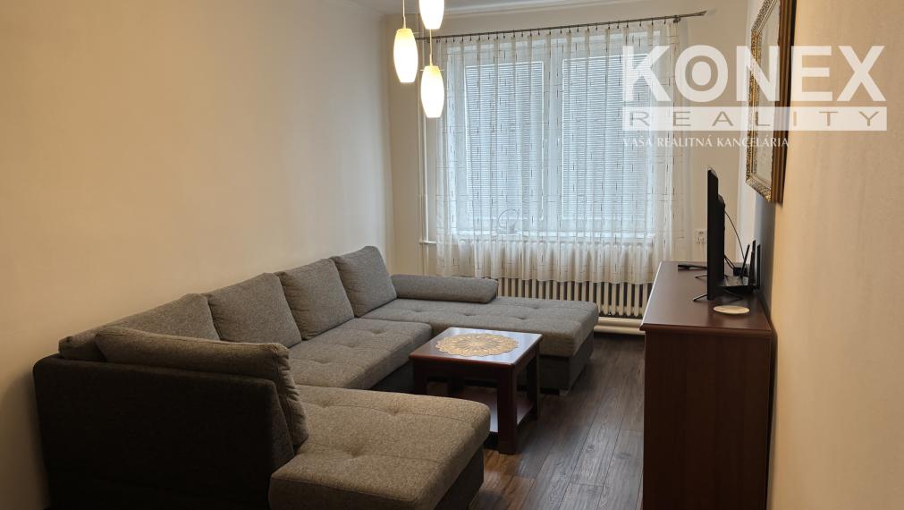 ID-4092 Priestranný dom na bývanie aj podnikanie KRIŠOVSKÁ LIESKOVÁ