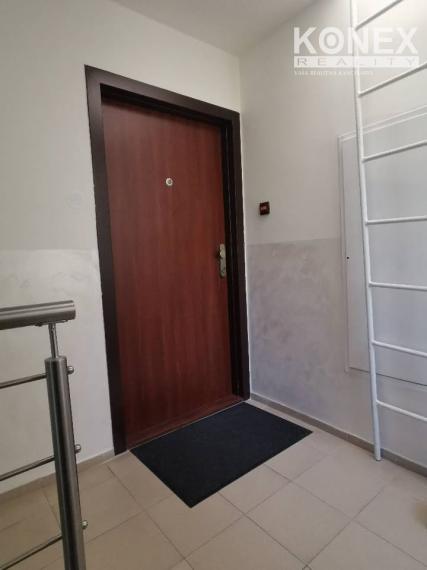 ID-4095 Priestranný 3-izbový tehlový byt s garážou v Stropkove