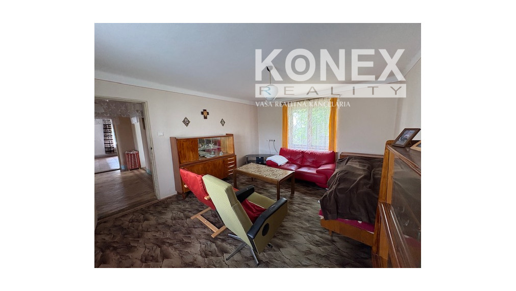 ID-4102 NA PREDAJ – Rodinný dom PAVLOVCE NAD UHOM