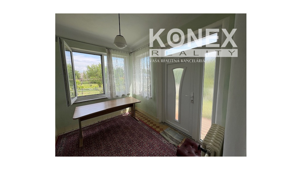 ID-4102 NA PREDAJ – Rodinný dom PAVLOVCE NAD UHOM