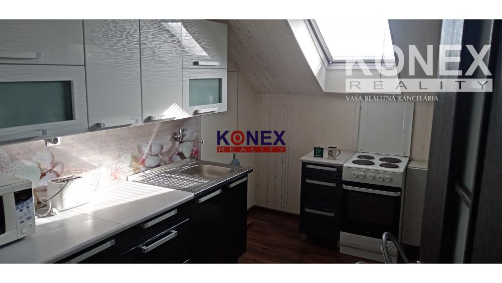 ID-4114 NA PRENÁJOM – Podkrovný byt (145m2) na sídl. Juh v Michalovciach