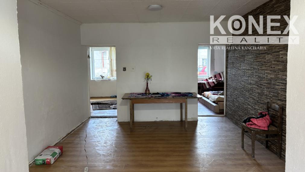 ID-4091 SKVELÁ PONUKA - Rodinný dom po rekonštrukcii DRAHŇOV