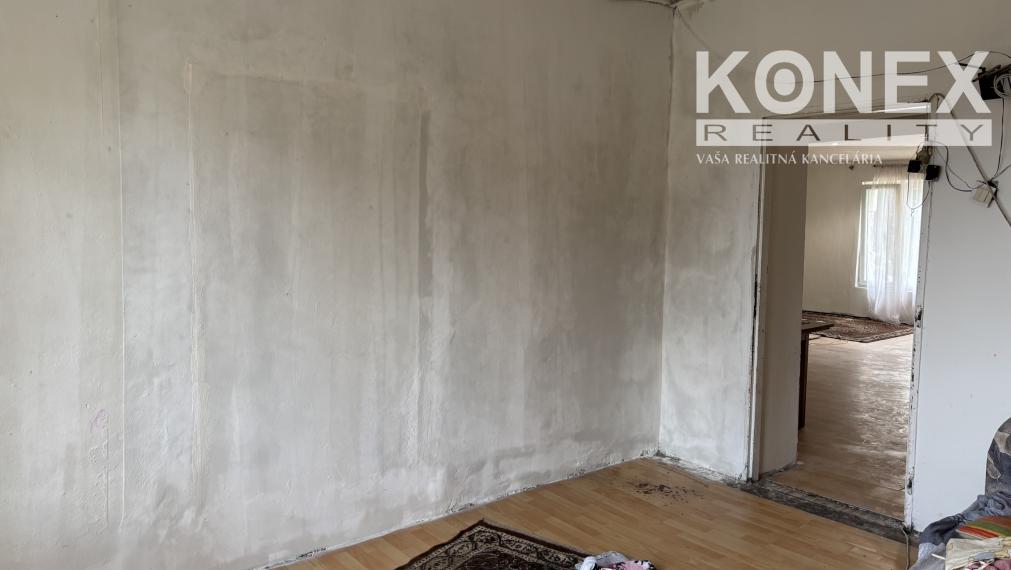 ID-4091 SKVELÁ PONUKA - Rodinný dom po rekonštrukcii DRAHŇOV