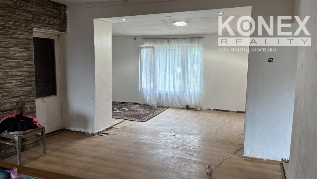 ID-4091 SKVELÁ PONUKA - Rodinný dom po rekonštrukcii DRAHŇOV