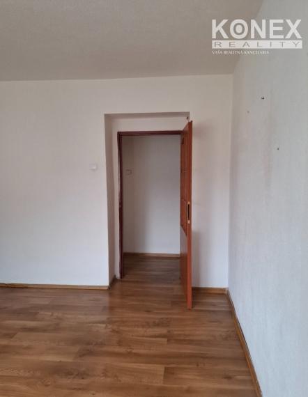ID-4147 NA PREDAJ 2-izbový byt v SNINE – Paláriková ul.