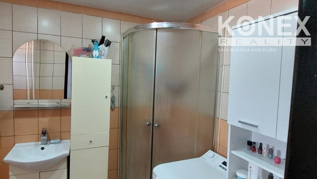 ID-4159 NA PREDAJ Pekný 3-izbový byt Vranov nad Topľou
