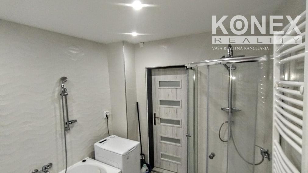 ID-4182 Rodinný dom v centre Michaloviec – jedinečná investičná príležitosť
