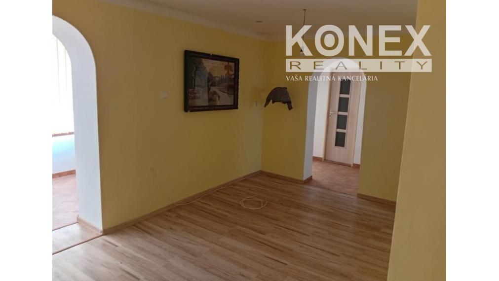 ID-4198 NA PREDAJ Rodinný dom po rekonštrukcii SOĽNIČKA