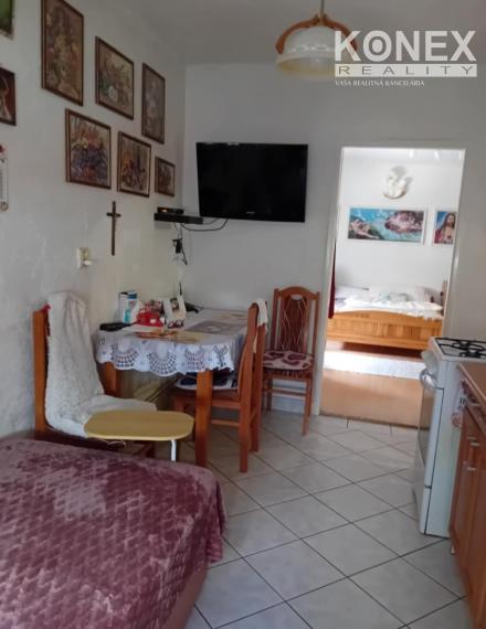 ID-4206 Na predaj 2-izbový byt v centre Čiernej nad Tisou