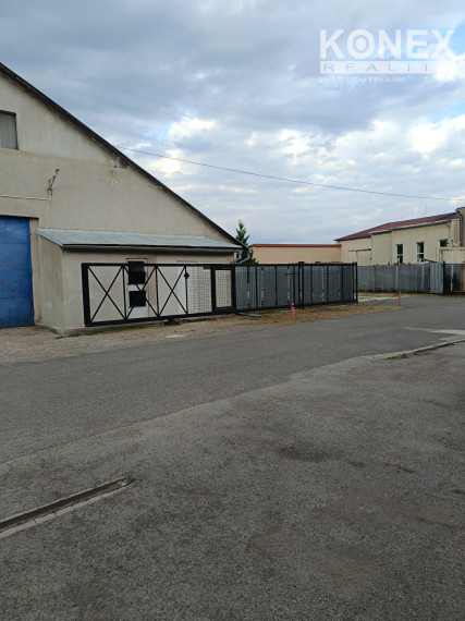 ID-4225 INVESTIČNÁ PONUKA! Veľká výrobná hala na predaj – Pribeník