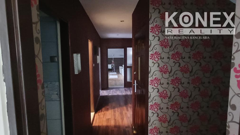 ID-4114 NA PRENÁJOM – Podkrovný byt (145m2) na sídl. Juh v Michalovciach