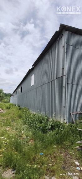 ID-4234 Na predaj priestranná plechová hala v obci Šarišský Štiavnik