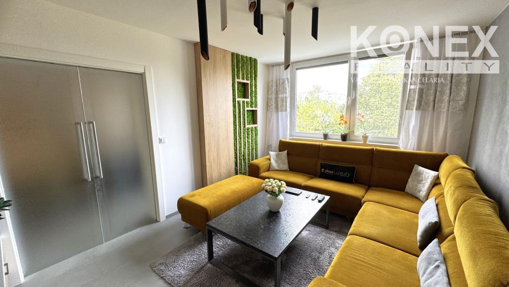 ID-4239 EXKLUZÍVNE – Luxusný a plne zariadený 3-izbový byt Michalovce
