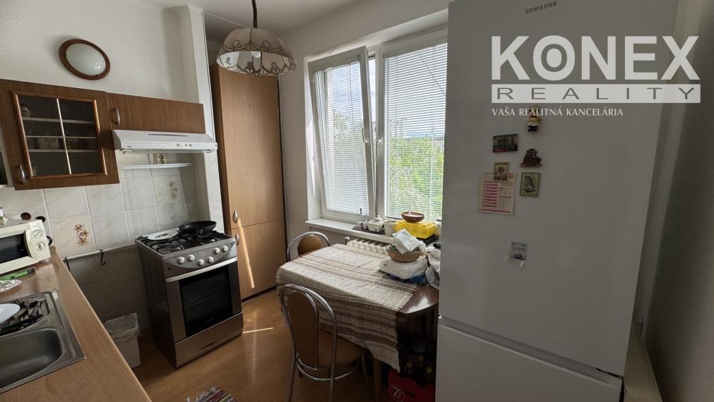 ID-4048 NA PREDAJ 2-izbový byt – Trebišov, Jána Husa