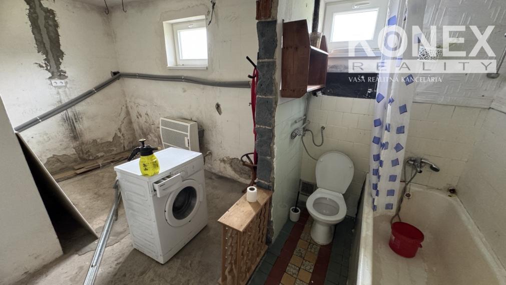 ID-4258 NOVINKA Rodinný dom – štvorec v obci Rakovec nad Ondavou