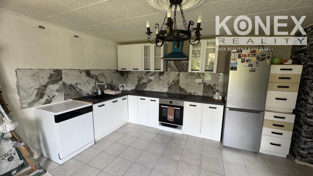 ID-4258 NOVINKA Rodinný dom – štvorec v obci Rakovec nad Ondavou