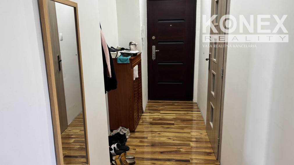 ID-4272 NA PREDAJ Krásny 2-izbový byt vo Veľkých Kapušanoch