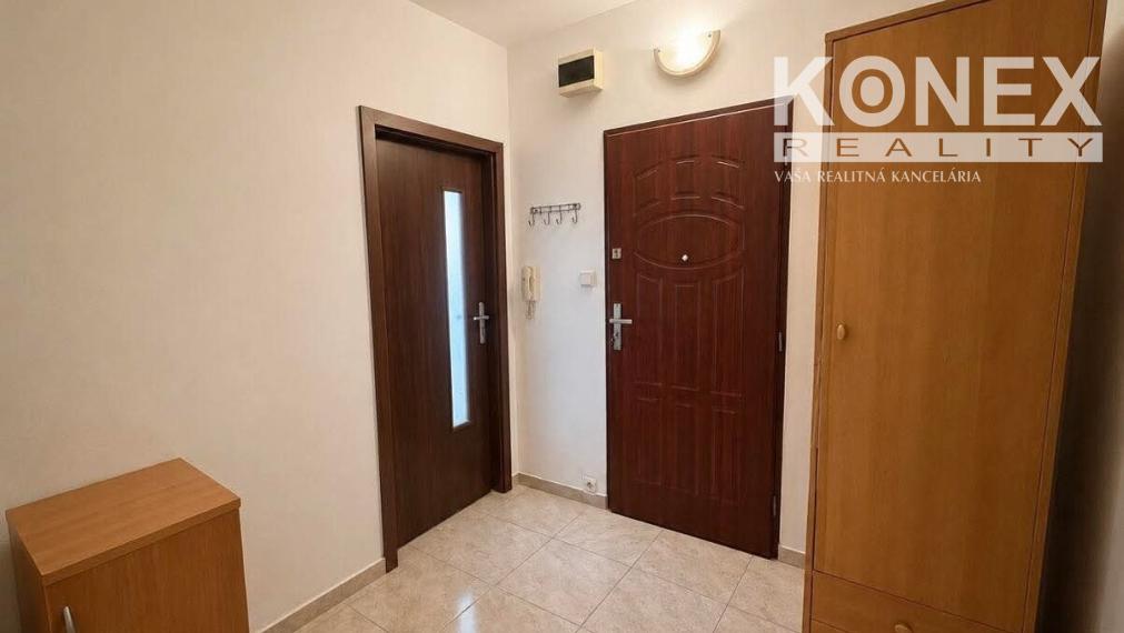 ID-4275 Na predaj 3-izbový byt v obľúbenej lokalite Trebišova