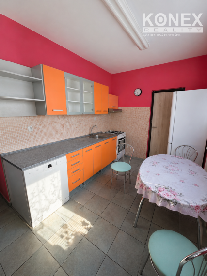 ID-4284 NA PREDAJ 3-izbový byt VINBARG – BARDEJOV