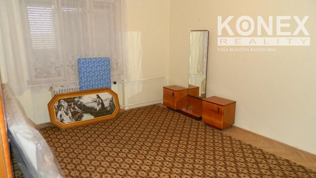 ID-4297 Na predaj rodinný dom v obci Čičarovce, okres Michalovce