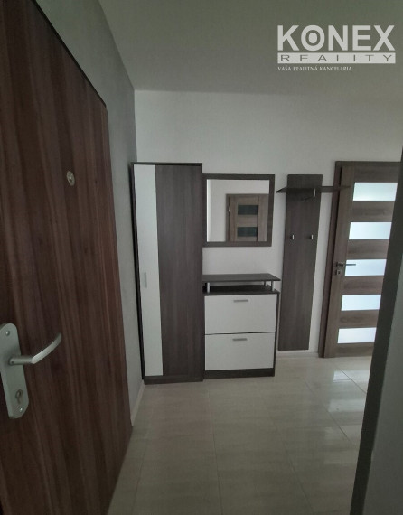 ID-4311 Krásny 3-izbový byt Kráľovský Chlmec - FÁBRYHO