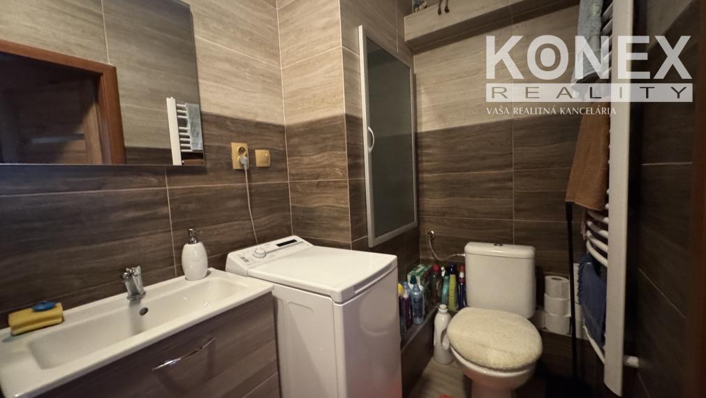 ID-4322 NA PREDAJ PEKNÝ útulný 3-izbový byt TREBIŠOV