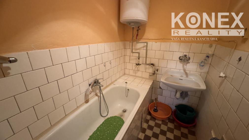 ID-4349 NA PRENÁJOM - 2-izbový byt BRACOVCE