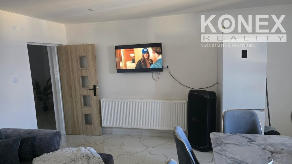 ID-4353 NA PREDAJ Rodinný dom po rekonštrukcii interiéru SOĽNIČKA