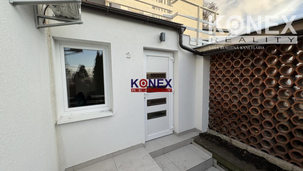 ID-4366 NA PRENÁJOM! Komplet zrenovovaný 1-izbový byt na Šírave!